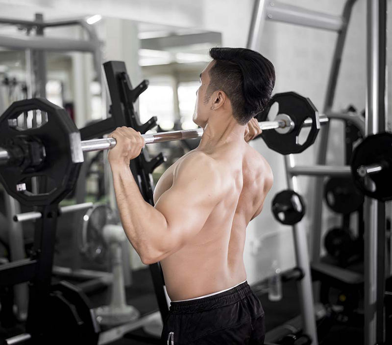 Поддерживает рост мышц и анаболитную активность